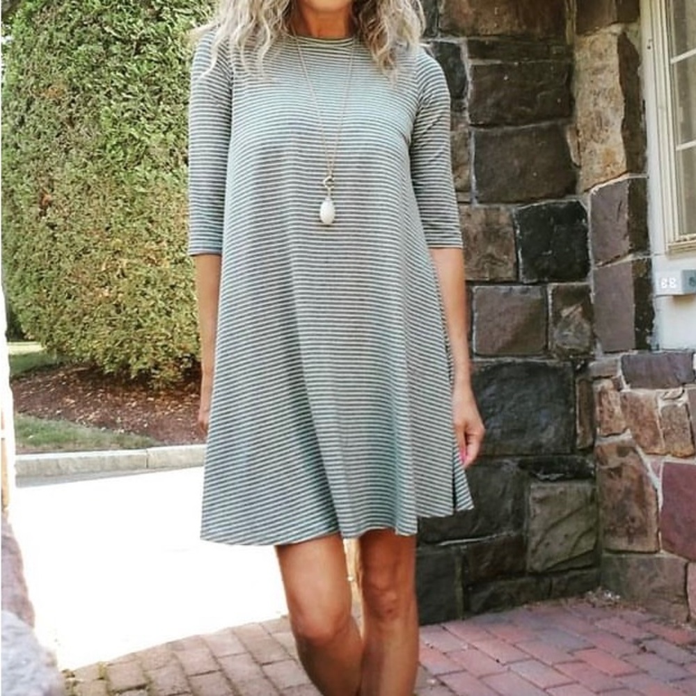 Sarah Liller Dress with pockets.
